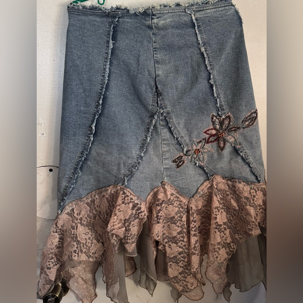 Brand new skirt women’s medium